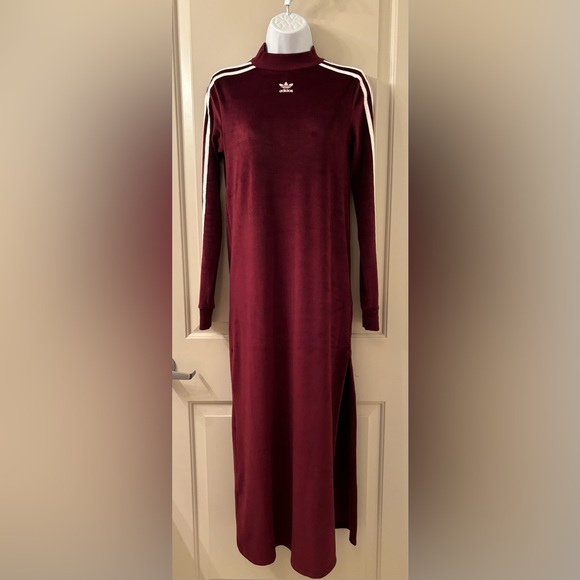 ADIDAS TREFOIL DRESS MAROON - Picture 2 of 5